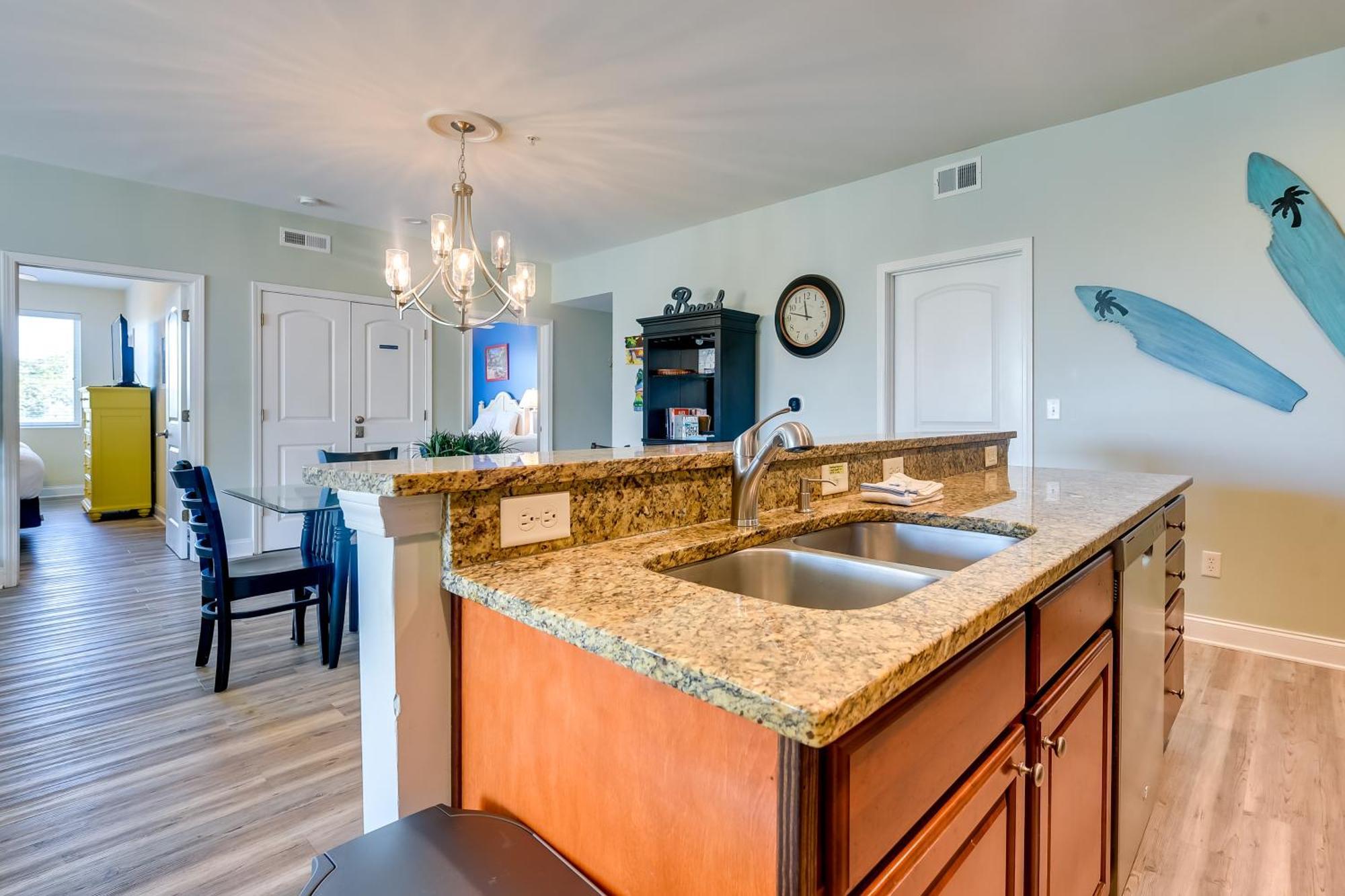 Roomy North Myrtle Beach Condo, Walk To Beach Ngoại thất bức ảnh